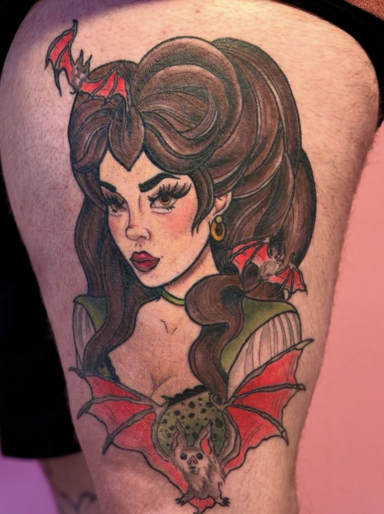 Neo-traditional vampire pin-up portrait with bats